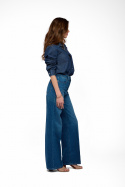 Medium blue Medium blue