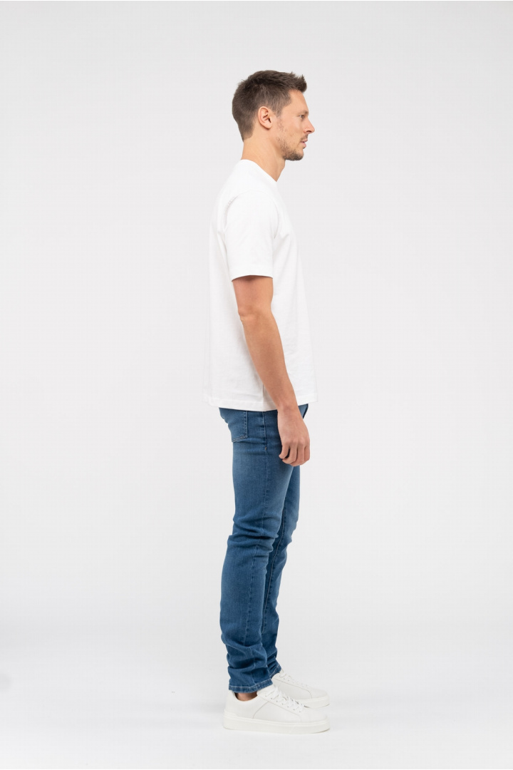 Medium blue