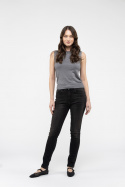 Medium black