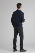 Medium black