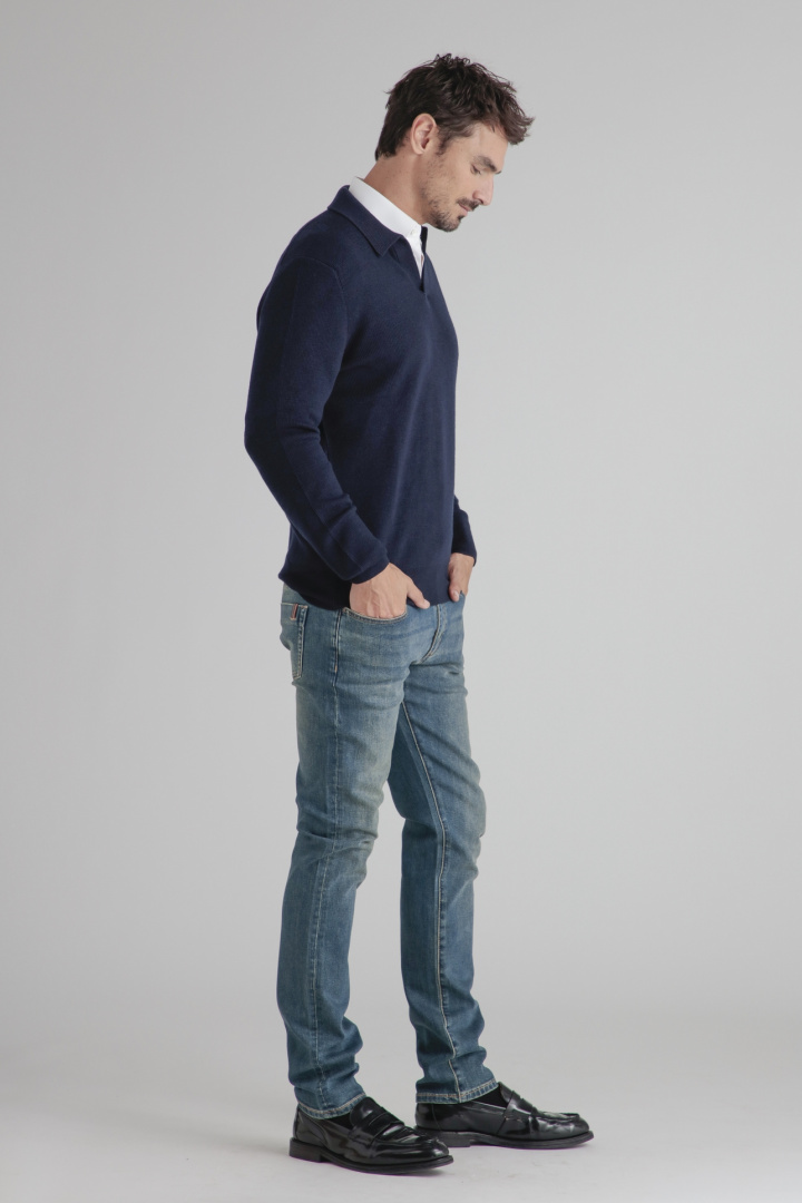 Vintage blue