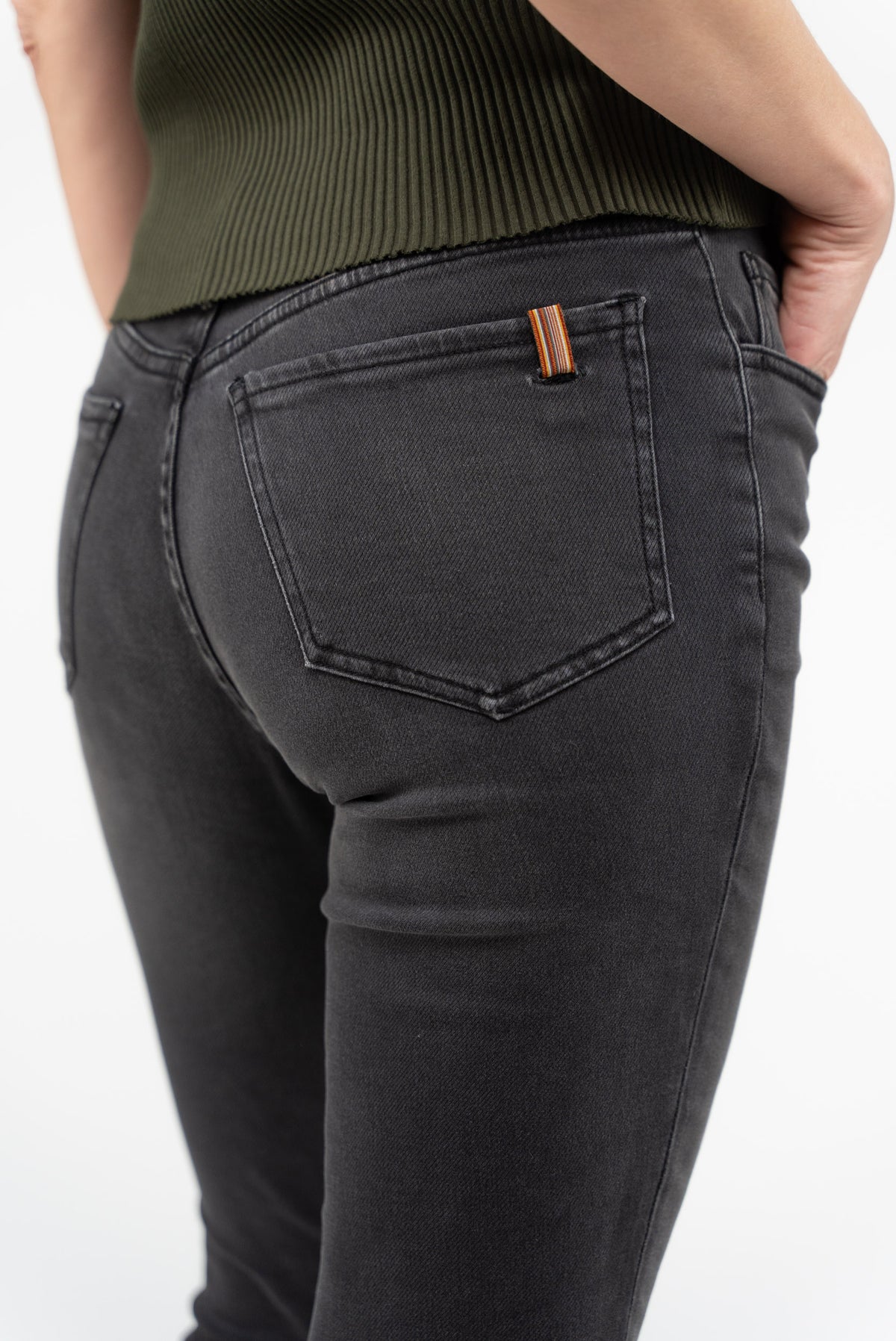 Nerium Cropped Denim Stretch Charcoal